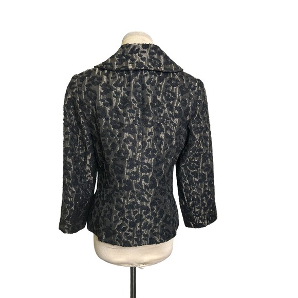 Flores & Flores animal print textured 3 button cocktail blazer size 4 - Picture 11 of 12